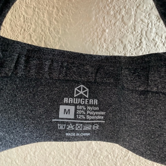 RAWGEAR Pullover Logo Razorback Sports Bra in Heather Gray, Size S and M. NWOT🌴 - Picture 2 of 3